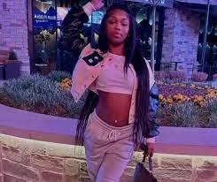 Who Nia Net Worth