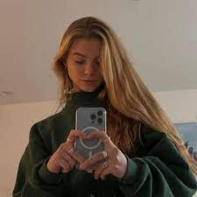 anna shumate height