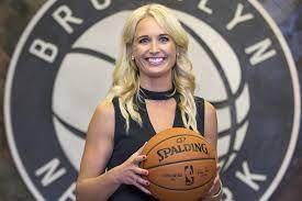 Sarah Kustok